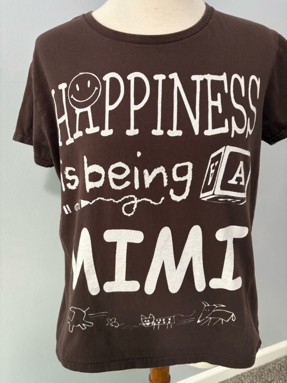 Anvil Brown Tee with White Label Accent